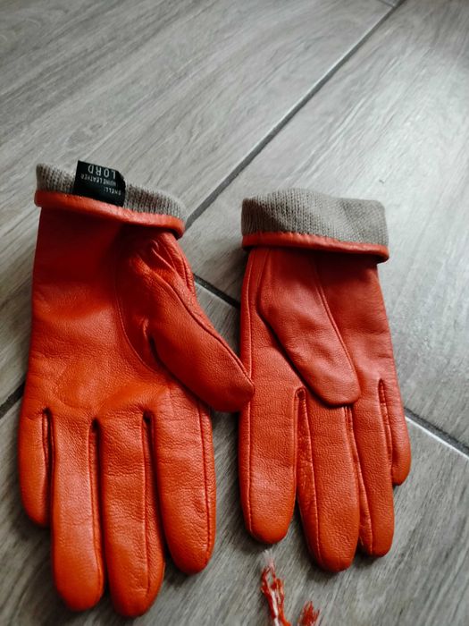 Pomarańczowy zestaw- rękawiczki i szal