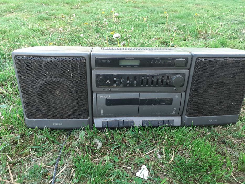 Wieża marki Philips AW 7890