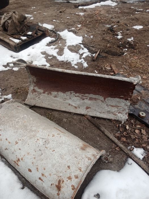 Опорні роліки, валики на автобетонозмішувача.