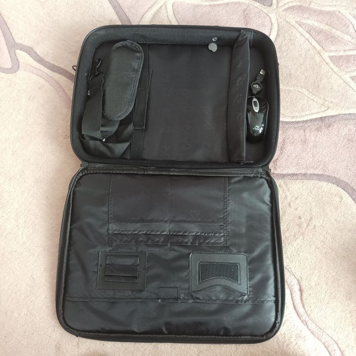 Torba na laptop Tracker czarna myszka w zestawie