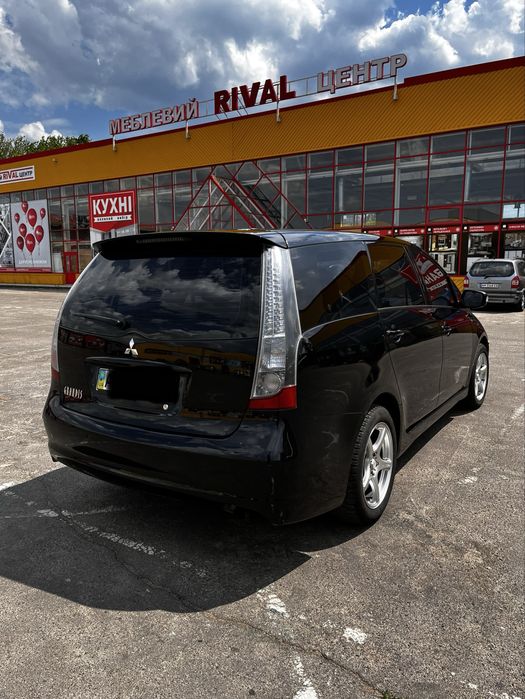 Mitsubishi Grandis 2007 (один власник з салону)