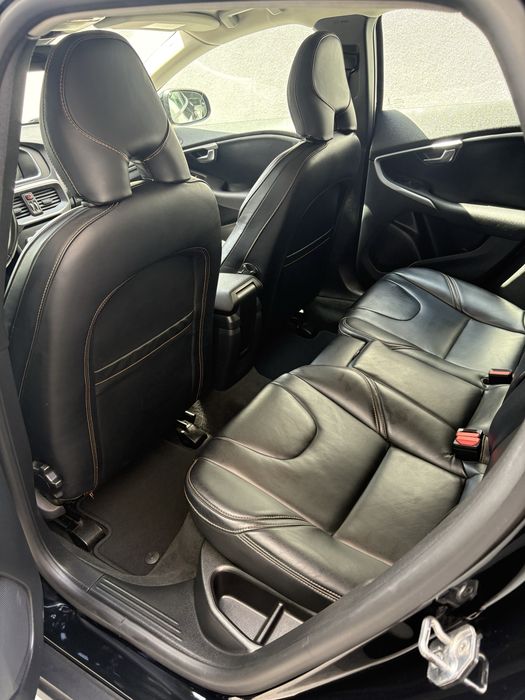 Volvo v40 2000 D3 cross country