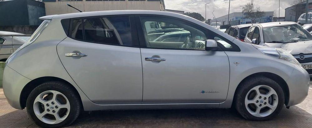 CARRO PARA PEÇAS NISSAN LEAF 2010 - 2017
