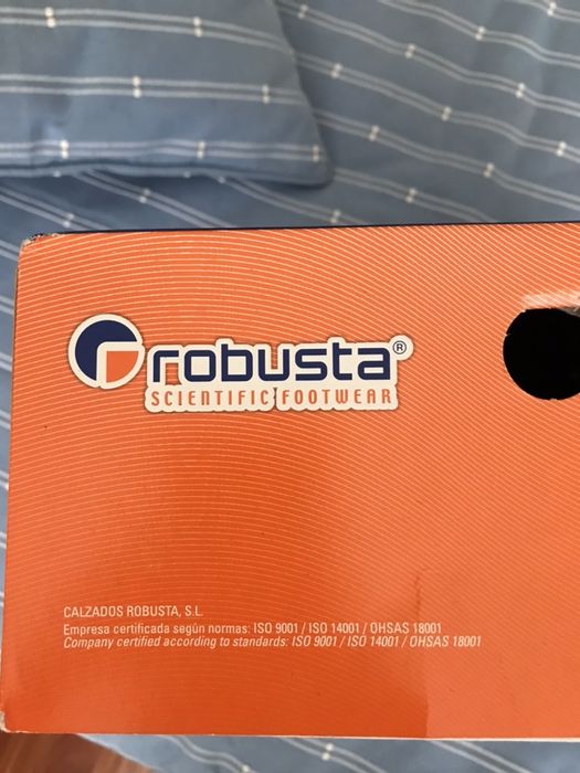 Sapatos de biqueira de aço Tam. 41 Robusta Scientific Footware - NOVO