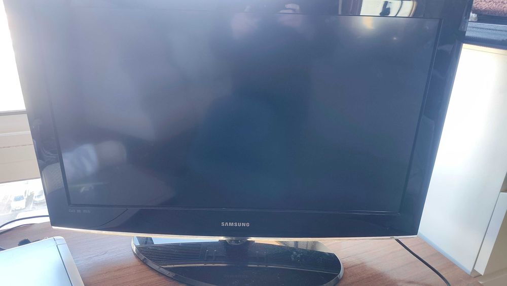 TV Samsung 32 LCD