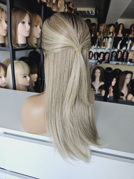 Peruka Diana naturalna fryzura mix blond brąz 3D z naturalnym odrostem
