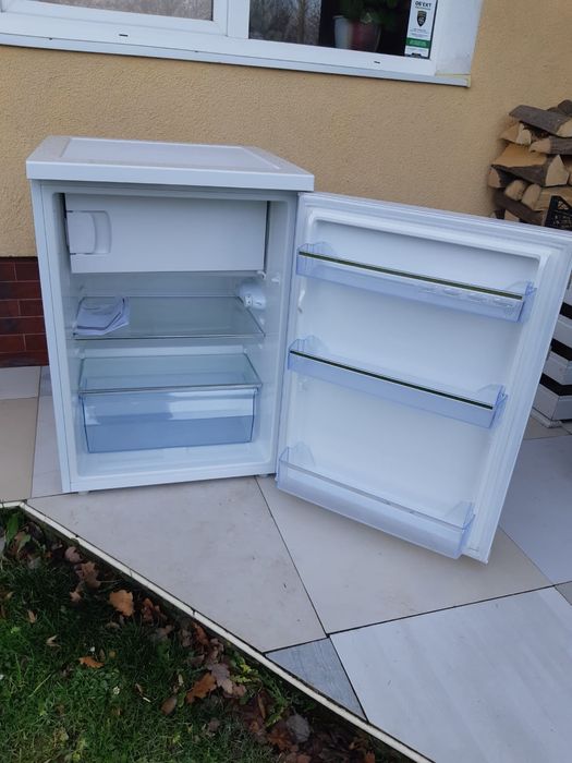 Знижка!! Холодильник офісний EXQUISIT  24р