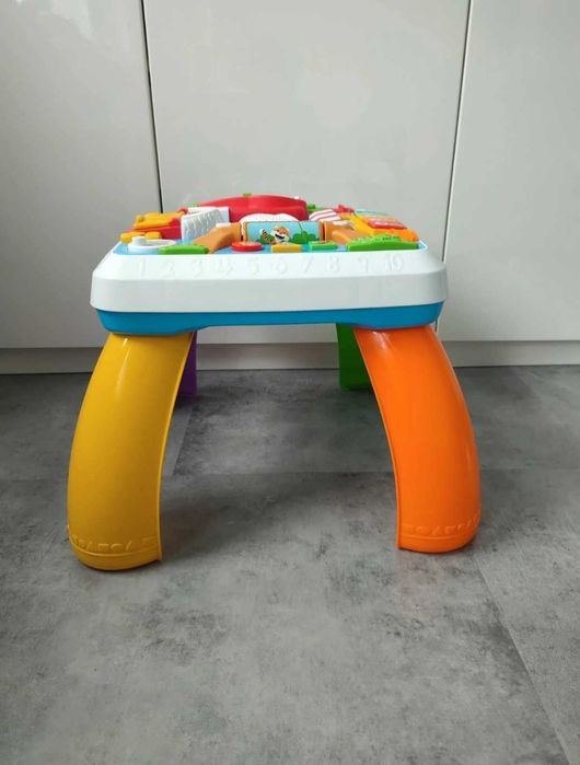 Edukacyjny stolik Fischer Price