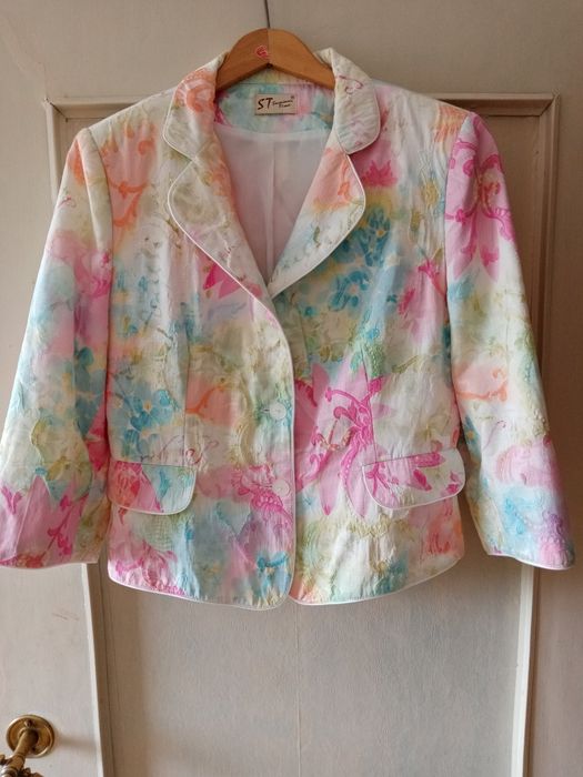 Piękna pastelowa marynarka marki SummerTime