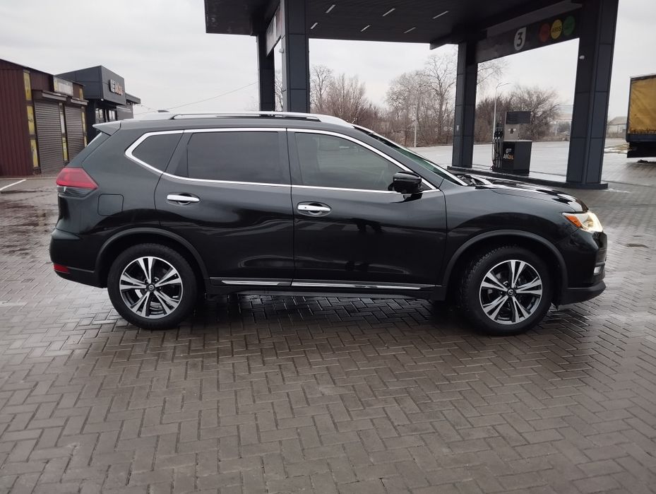 Продам Nissan Rogue в комплектації SL