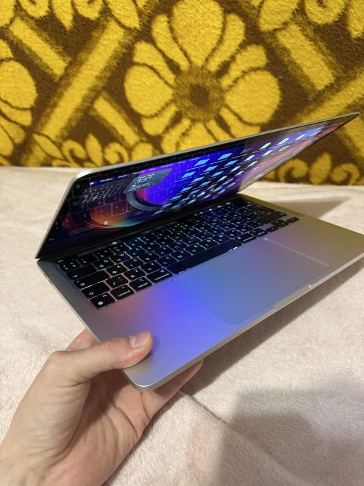 MacBook Pro 2022 M2 с коробкой и чеком