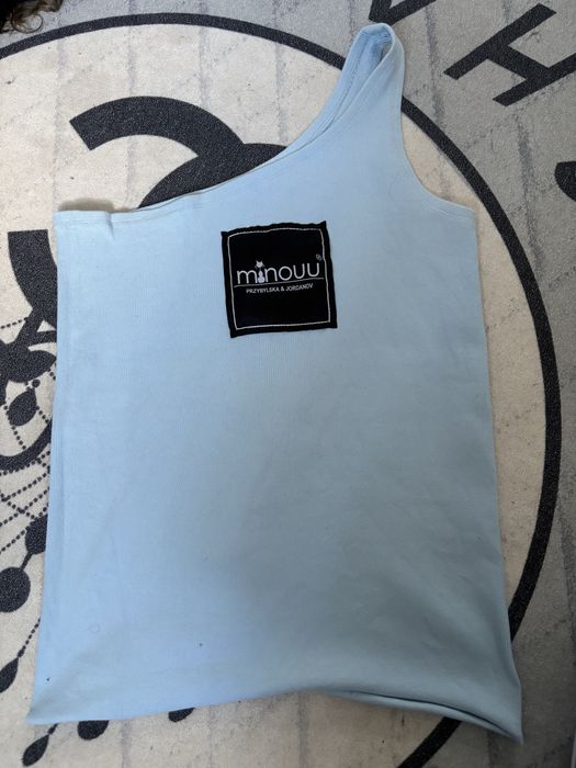 Top na jedno ramię Minouu