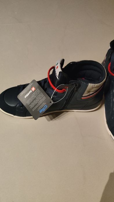 Sapatilhas/ ténis marca Lotto