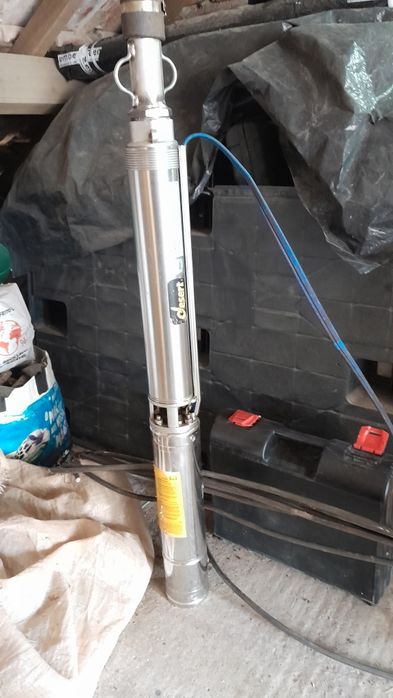 Vendo bomba trifásico caprari