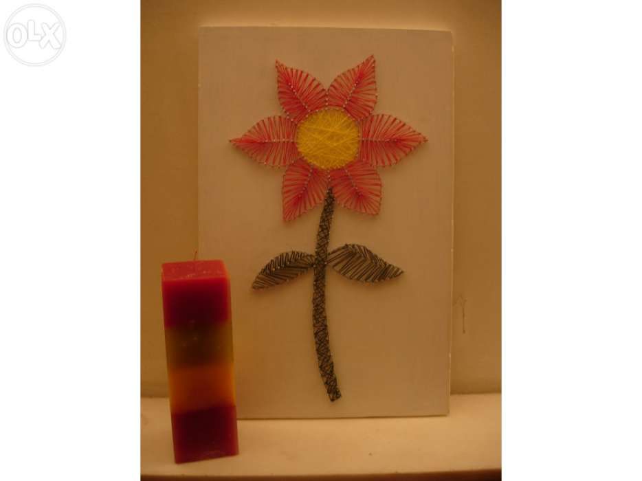 Quadro com pregos e linhas64552549579779124