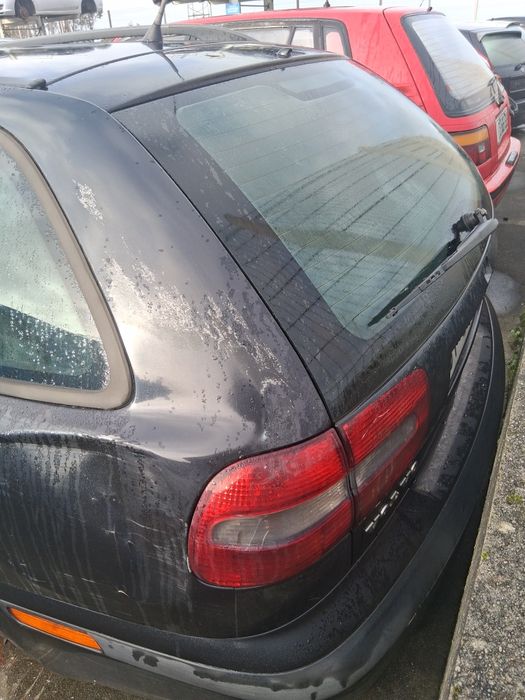 Volvo V40 para peças