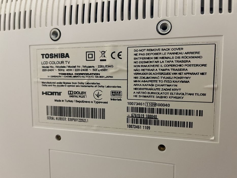 TV Toshiba 22” (22EL834G) – para peças ou reparação