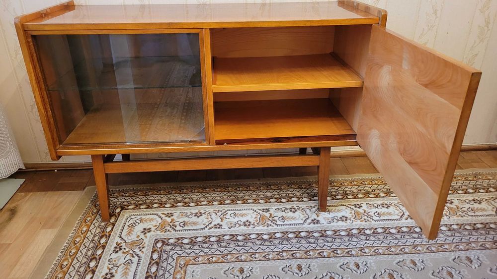 Komoda ''Bilea''lata 60-te PRL