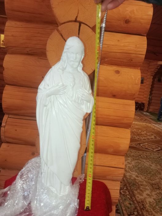 Статуї Матінки Божої, Ісуса Христа, Святої родини