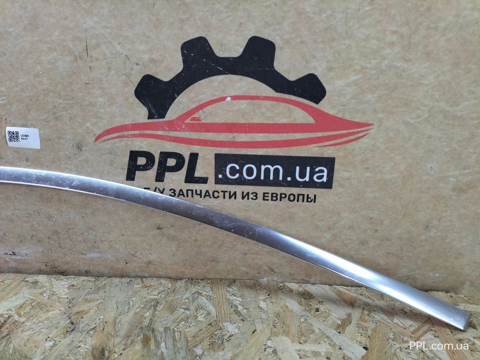 Mercedes E-Class W213 16-19 молдинг двери передней левой A2136900180