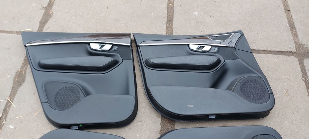 Карта двери Volvo xc90 накладка обшивка дверки Хс90