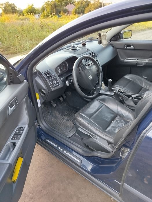 Продам Volvo V50 2.0 дизель універсал