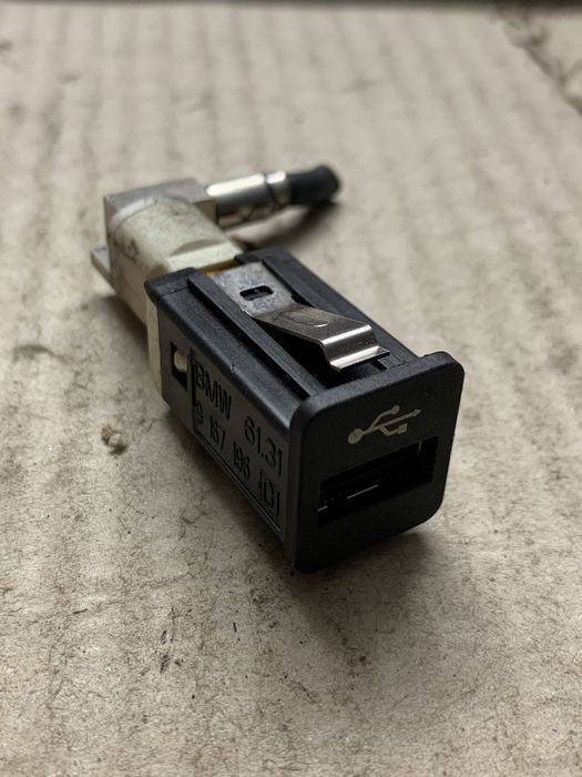 Port USB bmw e60 e90 f10 f11 f01 e87 gwatancja