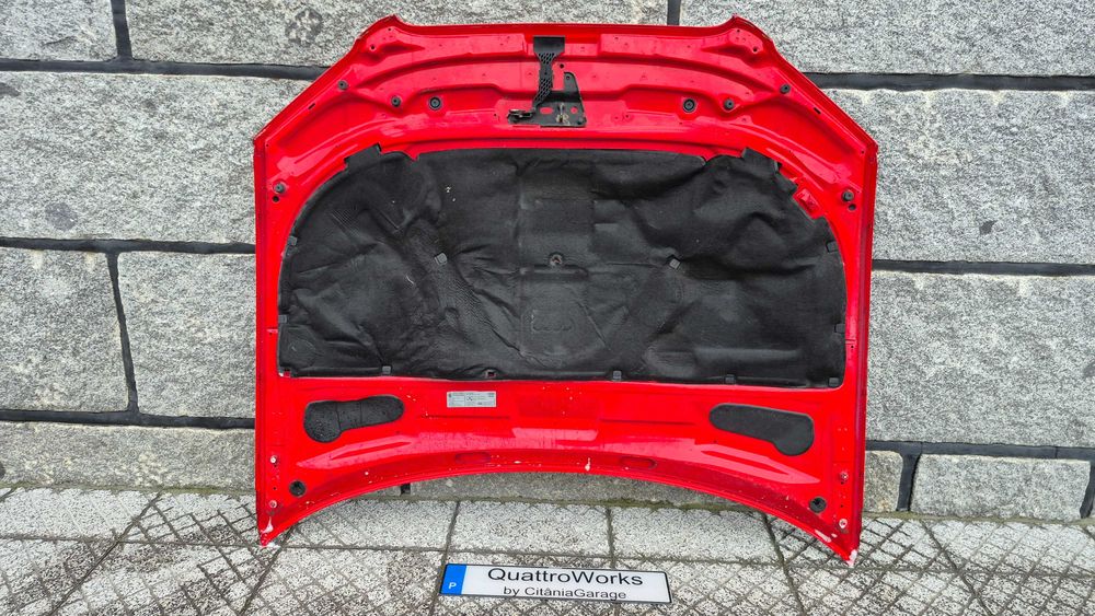 Capô Audi A4 B7 8E 2004 a 2008 Original Com Acessórios 8E0823029D Muito bom estado