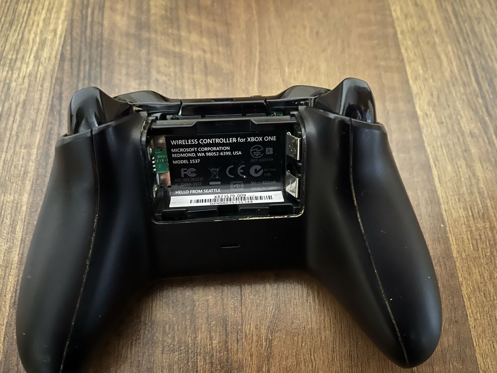Джойстик XBOX ONE геймпад: 840 грн. - Аксесуари Вінниця на Olx