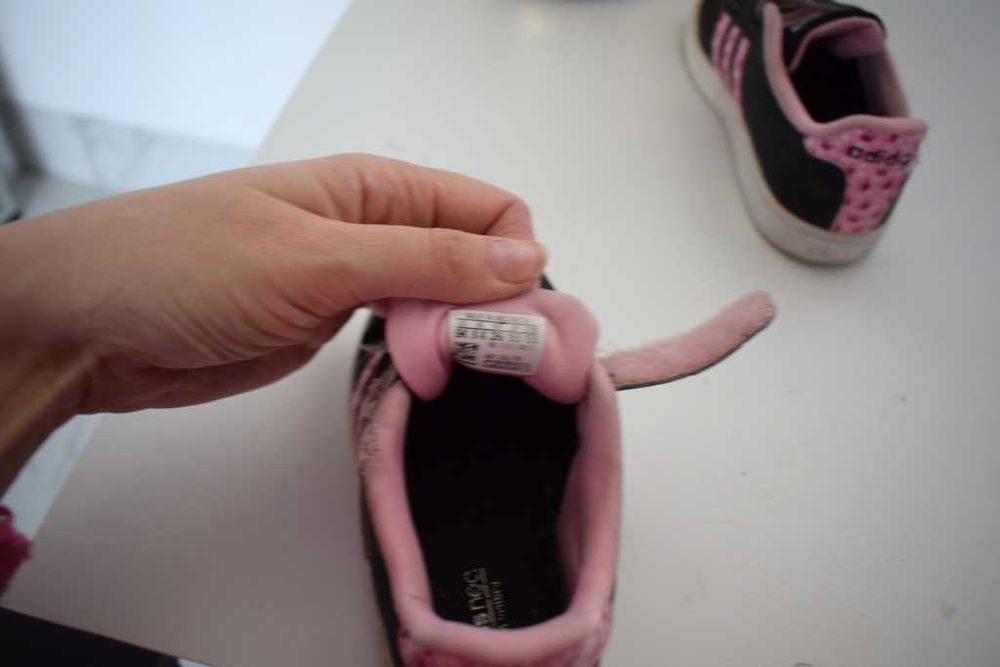 Adidas 26 girls czarne buty sneakersy liliowe stripes