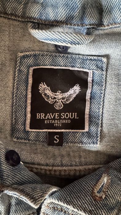 Джинсова куртка с