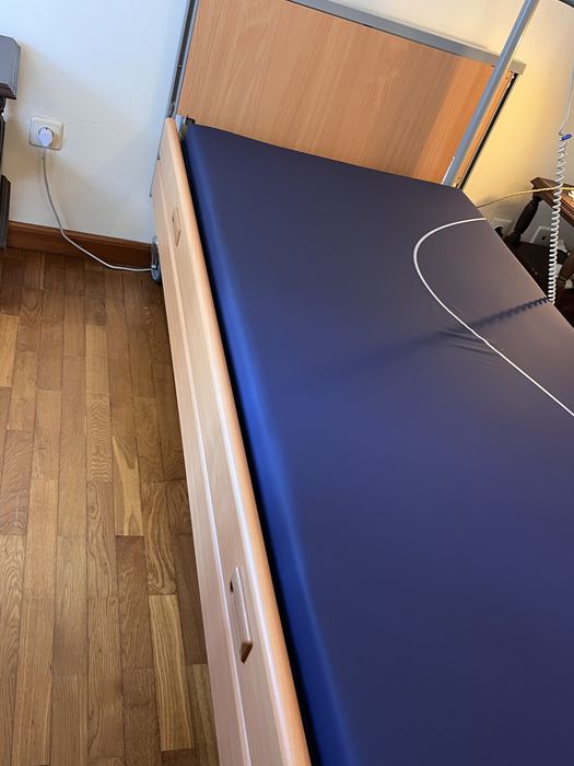 Cama eletrica articulada