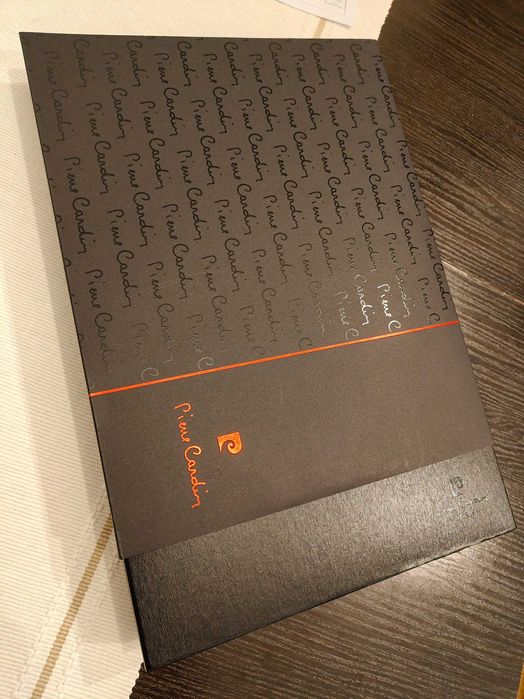 Elegancki Organizer A4 Pierre Cardin Avant-Garde z Powerbankiem