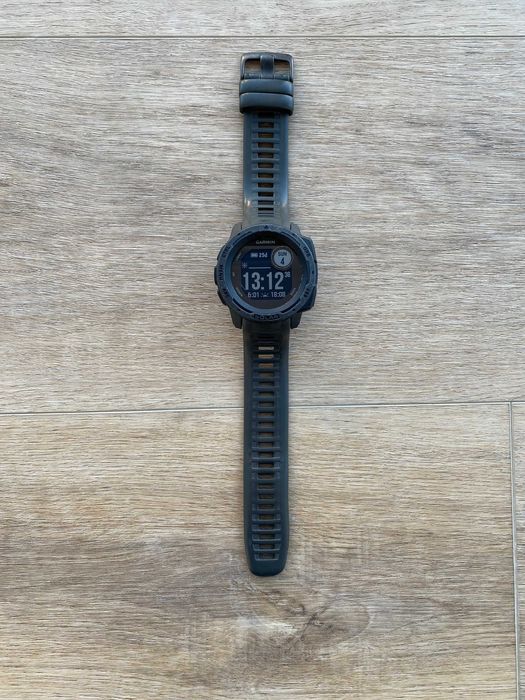 Garmin Instinct Solar | Зовнішньо відмінний | Не працює Bluetooth