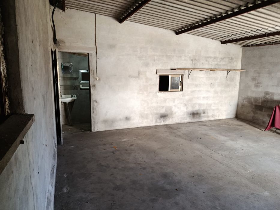 Moradia Independente T6 em Travanca- Santa Maria da Feira