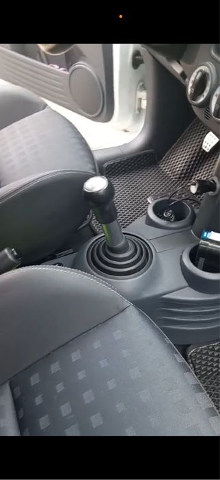 Mitsubishi Colt 2012 року