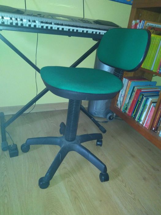 Cadeira de secretária para criança (verde)