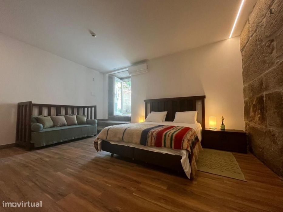 Quarto - localizado em Guarda