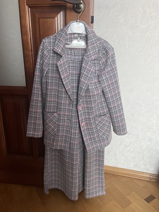 Костюм для дівчинки