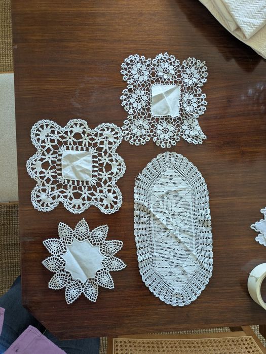 Paninhos antigos de crochet