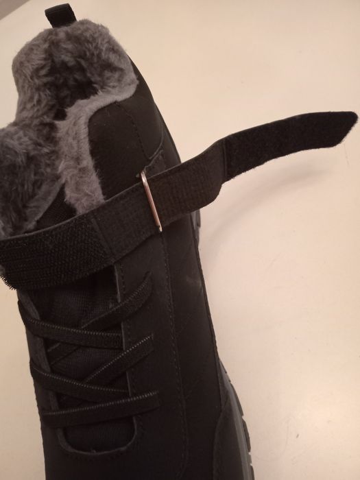 Новые ботинки утепленные.