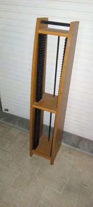 3 ARQUIVOS 30 CEDÊS MÓVEL. De Pousar No Chão. Anúncio Com 8 FOTOS.