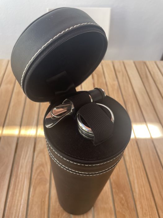 Transportadora de vinho em couro