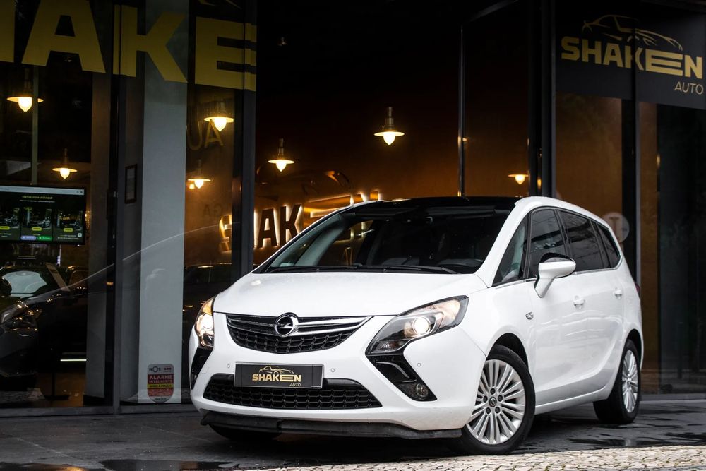 Opel Zafira 1.6 CDTi Executive