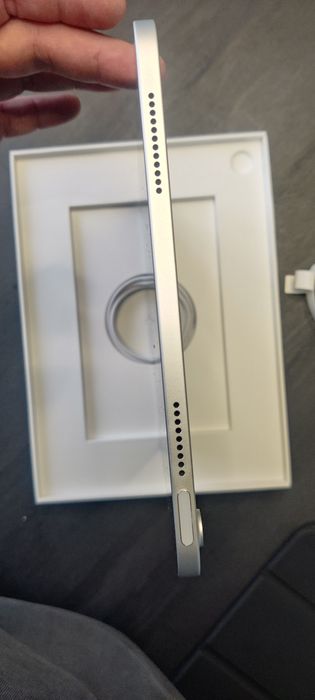 Планшет Apple iPad 11" (A16) 2025 Wi-Fi 128GB