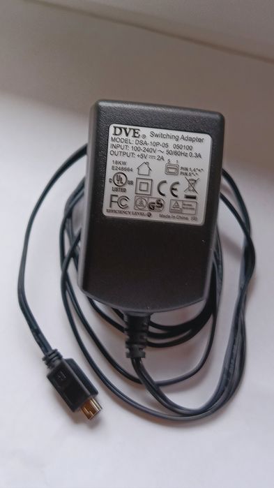 Ładowarka do telefonu - DVE Switching Adapter