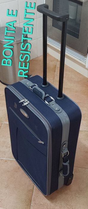 MALA DE VIAGEM DE PORÃO. Passeio Casa Arrumação Quarto Mudanças.