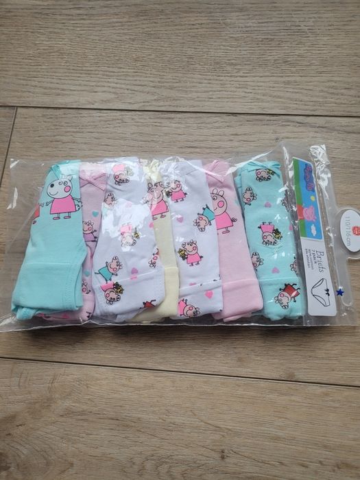 Majtki dla dziewczynki Świnka Peppa  110/116 7 sztuk