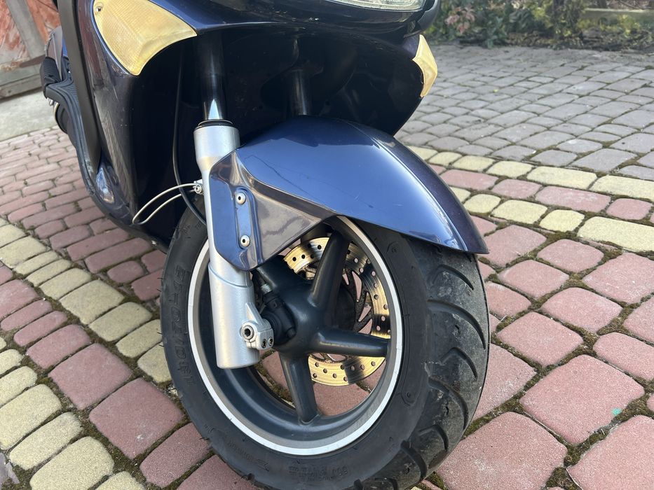 Aprilia leonardo 250(yamaha majesty 250) торг