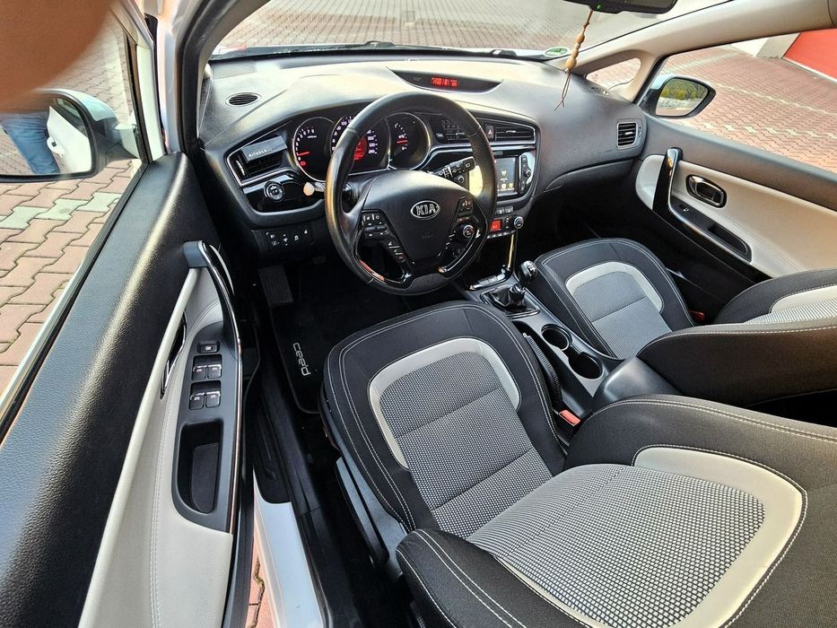 Kia Ceed Kamera, Navi. KlimaTronik, Elektryka, Pdc. Serwis GWARANCJA